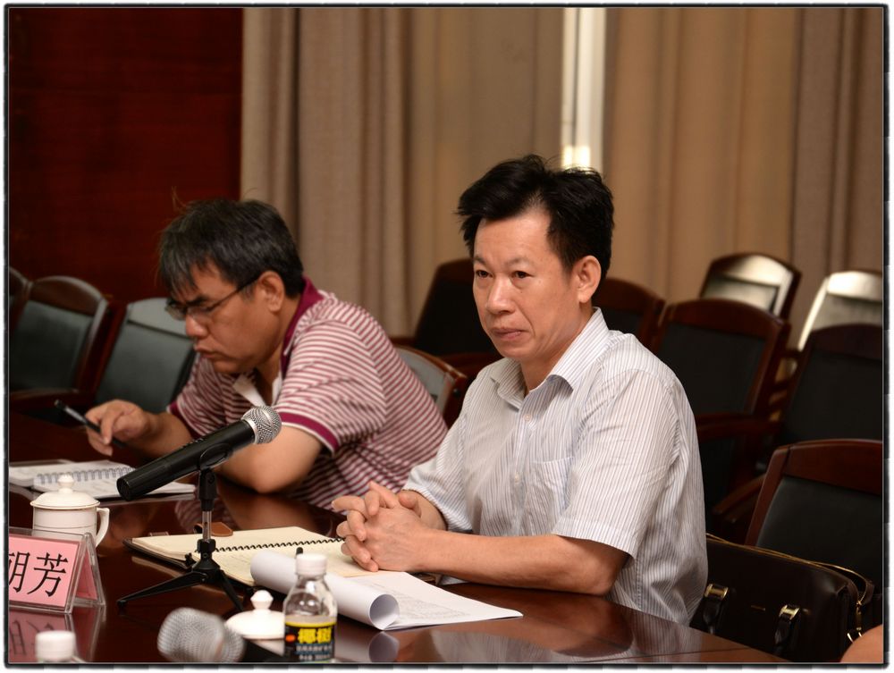 市国资委党委书记陈朝芳到公司调研指导工作